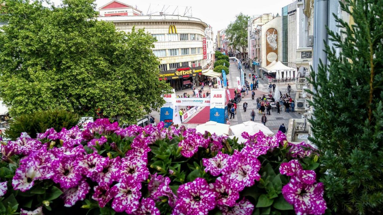 Guest House Fun And Rest Plovdiv Exterior photo